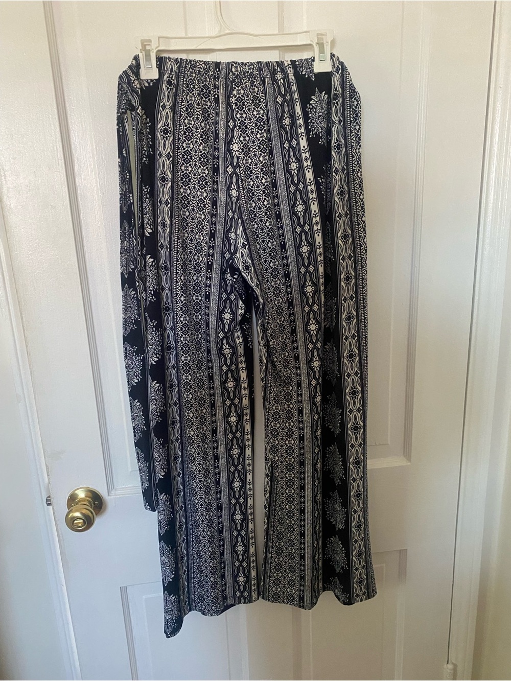 Maxine Nichols Boho Geometric Print Wide Leg Flare Pants|dark navy & white| L